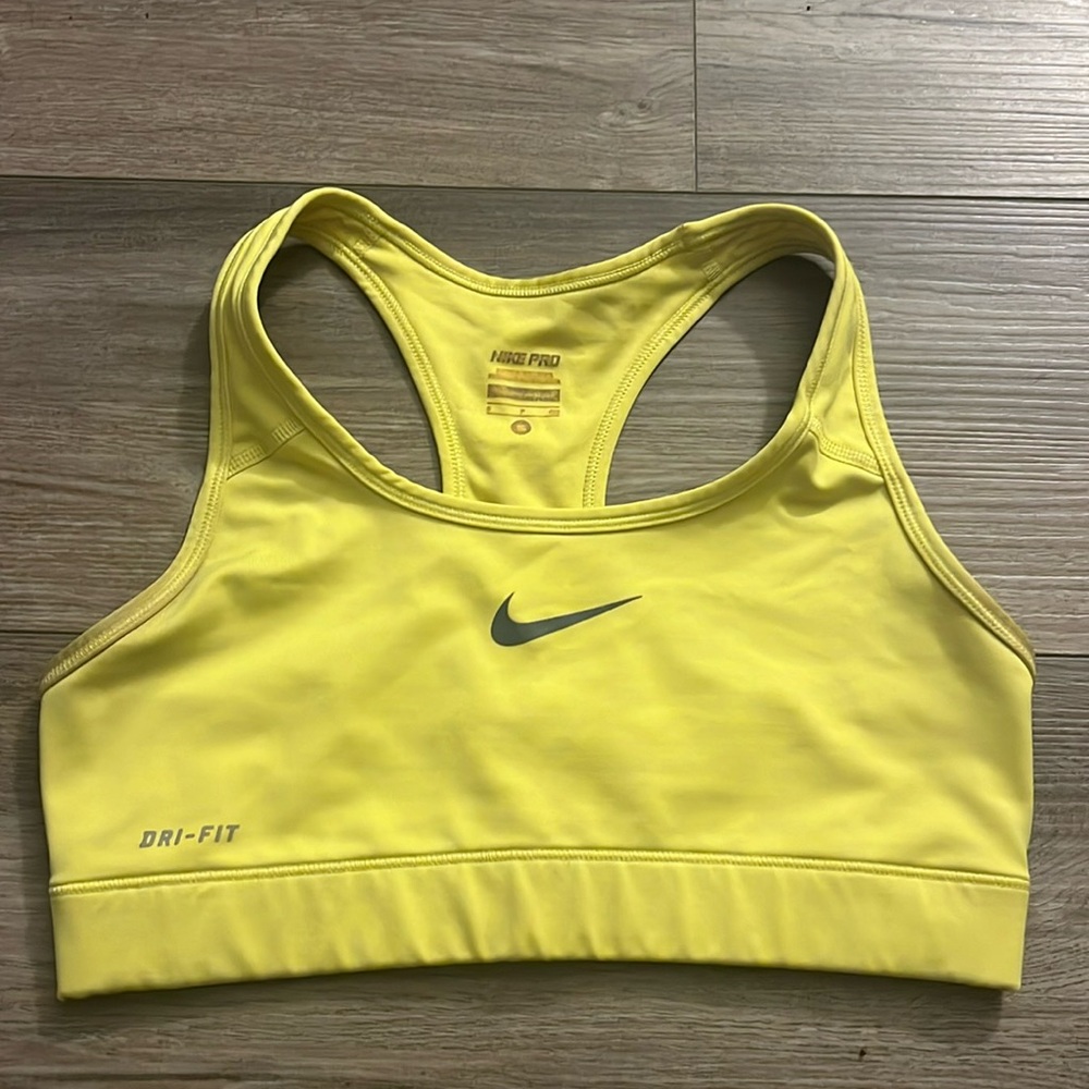 Nike Pro Sports Bra